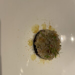 PRIMO - 冷たい前菜　魚介のタルタル　リゾット仕立て　蟹の出汁で炊き込んでいる