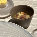 ベージュ アラン・デュカス 東京 - 