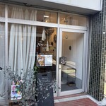 りべいく - お店の入り口