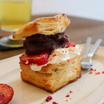 りべいく - あんいちごスコーンサンド（600円）