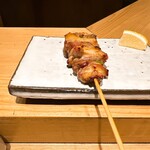 おみ乃 椿 - 比内地鶏のもも肉 ◎