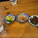 鶏専門 麺屋蓮々 - お惣菜は1人2回まで取れます。