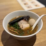 ラーメン ABE's - 丸鶏ラーメン　チャーシュー(バラ)トッピング