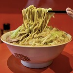 ラーメン二郎 - 麺リフト