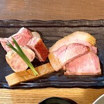 らぁ麺 紫陽花 - つけ麺特製化のトッピング(チャーシュー)