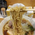 RAMEN TSUKEMEN YAMATO - 鶏醤油らぁ麺の麺