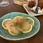 ヤミイチ - レモンのホタテカルパッチョ