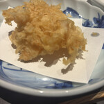 天ぷら新宿つな八 パルコヤ上野店 - かき揚げ。