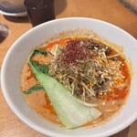 四川担々麺 赤い鯨 - 