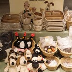 ひつじのショーンビレッジ ショップ＆カフェ - 