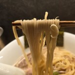 ラーメン GINZA  TON BOX - 麺