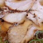 なぎちゃんラーメン - チャーシュー