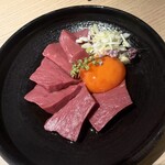 焼肉 神楽 - 心刺し甘醤油と黄身