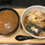 小諸そば 新宿南口店 - ということで季節限定商品｢小海老のかき揚げそば￥630-(10%税込)｣と｢カレー丼￥560-(10%税込)｣をオーダーしちゃいましたっ!!