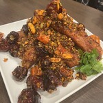 四川 郷土菜 シャンバァロウ - 大好物♡スペアリブ！オレンジ色の方の唐辛子は食べられます！辛くないんです^_^