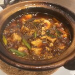 四川 郷土菜 シャンバァロウ - 定番の麻婆豆腐