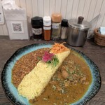 スパイシーカリーハウス半月 - 