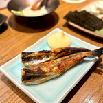 深川うさぎ 白 - 氷下魚の一夜干し