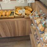 CINQ BAKERY - 