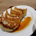 餃子の満天家 - 大ぶりの餃子、ふっくらして美味しかったです。