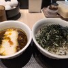 なぜ蕎麦にラー油を入れるのか。 五反田店