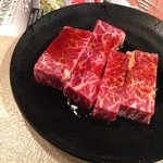 焼肉きんぐ - 極厚キングカルビ