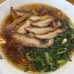 麺屋 鶏ノ湯 - 鶏油がたっぷり！ネギが以前より細かくなったよう。