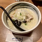 カキと肴 ちゅるり - ちゃんぽん感ある、白湯らーめん