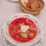 サラファン - ボルシチ