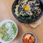 韓国ダイニングあんず - 石焼ビビンバとスープとキムチ‥*°‥キムチは絶品❣