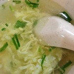 北大行 - 小龍包についてる？卵スープ