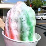 Waiola Shave Ice - オバマズレインボー+コンデンスミルク $3