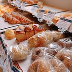 BLUE BLEU BAKERY CAFE - 