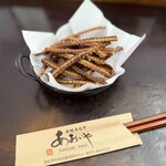 炭焼うなぎ あおいや - ほねの唐揚げ