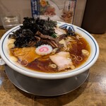 生姜醤油専門 我武者羅 - 生姜醤油ラーメン+大盛+岩海苔。