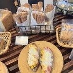 クロワッサンとコーヒーのお店 - 