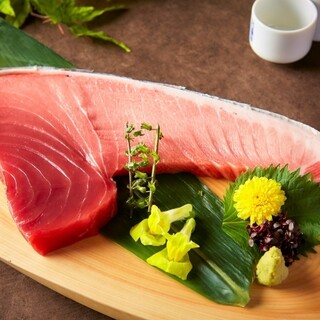 《生本マグロ》鮮度抜群の築地生本マグロを贅沢に堪能♪