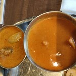 アーンドラ・ダイニング - マトンドピアザとバターチキン