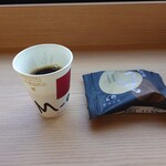 菓子の青木屋 - ドリンク写真:黒ドラ 230円 ブレンド ホット 200円