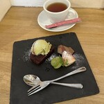 ジリーニ・リザイア - 