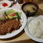 コション - 豚肉ガーリック定食（１１５０円）です。２０１４年１２月