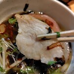 麺家 たけ田 - 鶏胸チャー裏側