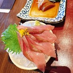 やまと食堂 - ブリのアップです