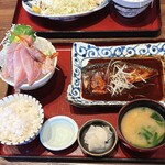 やまと食堂 - やまと定食の全容です