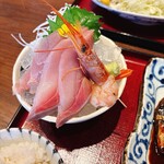 やまと食堂 - お刺身３種盛りです