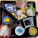 漁師料理 かつら亭 - 