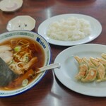 おうかん ぎょうざ - 餃子＋ラーメン＋ライス