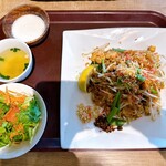 エムエム タイ - 