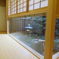 味 ふくしま - 奥には光庭が。