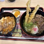 資さんうどん - 料理写真: